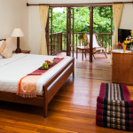Riverhouse Resort - Deluxe SIngle/Double Room - Mae Sariang ริเวอร์เฮ้าส์รีสอร์ท - ห้องดับเบิลดีลักซ์ - แม่สะเรียง