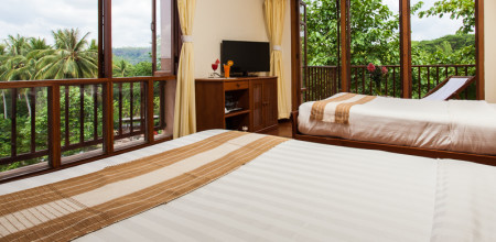Riverhouse Resort - Deluxe Twin Room - Mae Sariang ริเวอร์เฮ้าส์รีสอร์ท - ห้องซิงเกิลดีลักซ์ - แม่สะเรียง